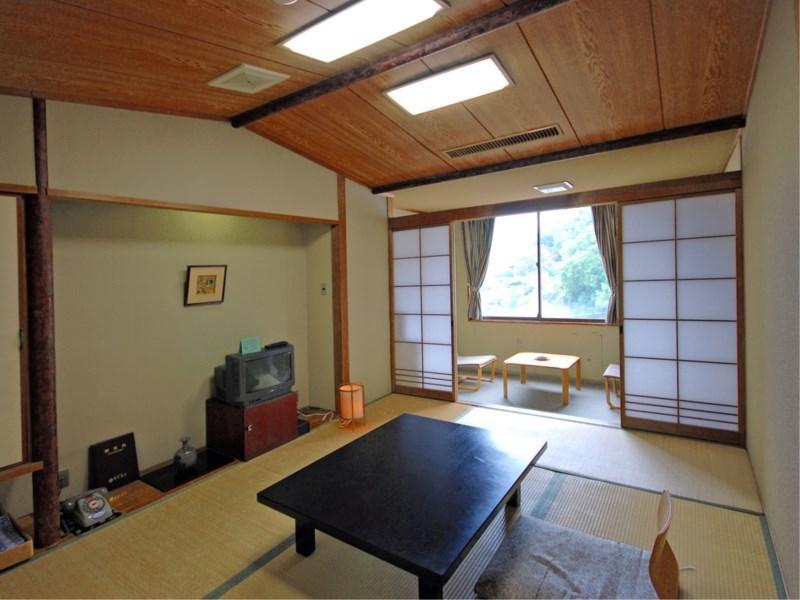 Nakamasu Ryokan Такео Екстер'єр фото